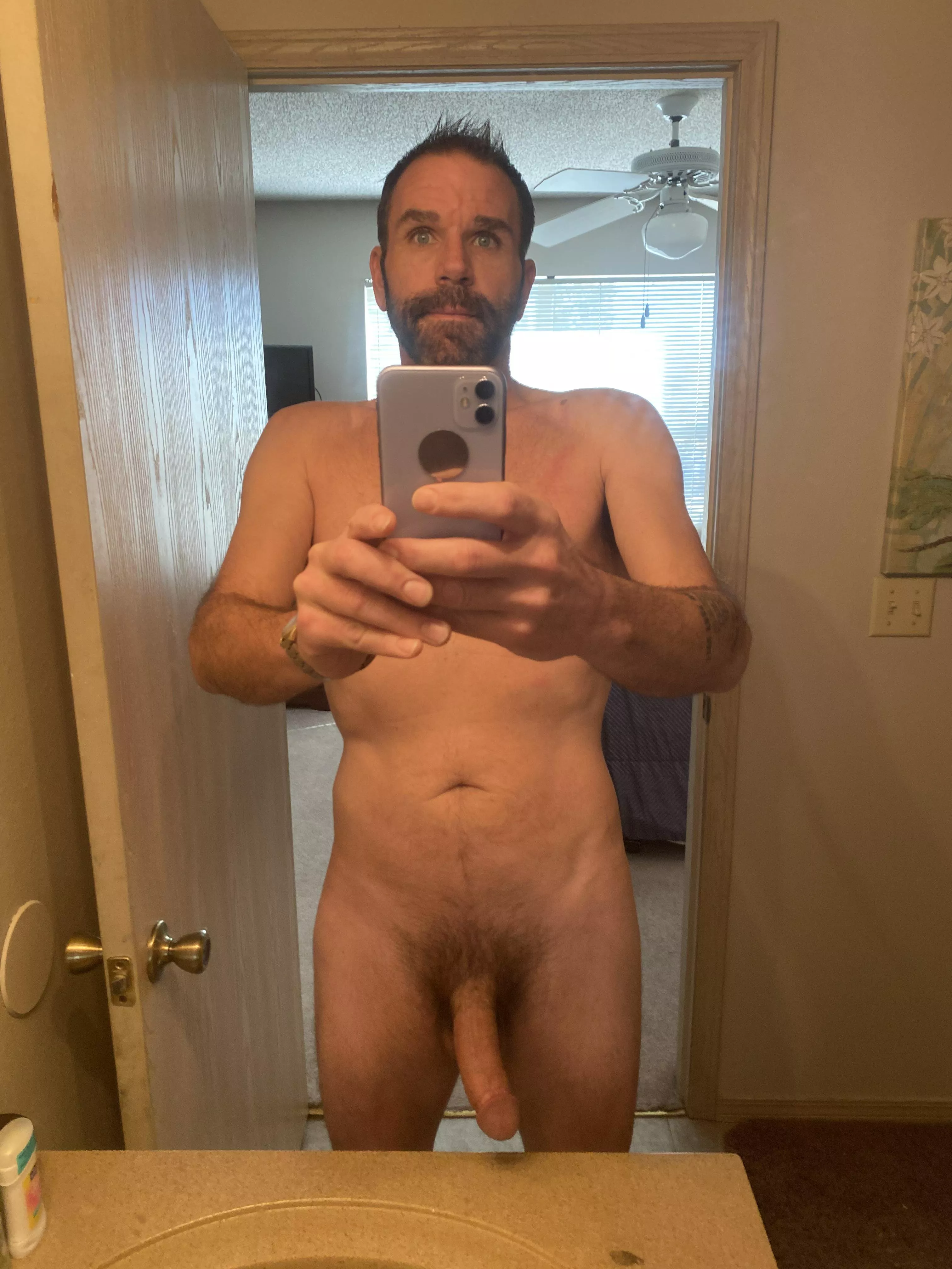 What do you think of the new beard? [49] posted by dicksteele74