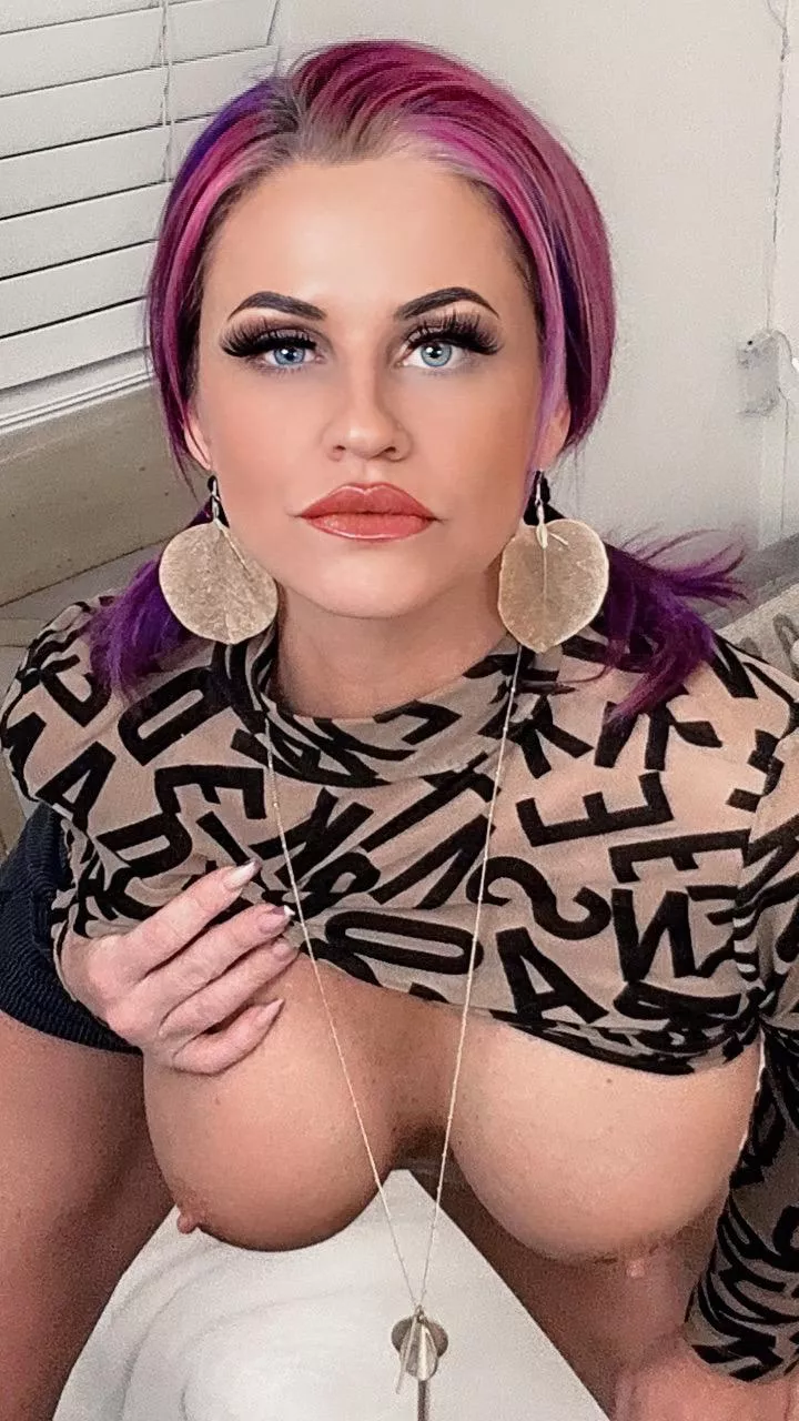 Where would u cum tits or face? posted by Chanel_Richard