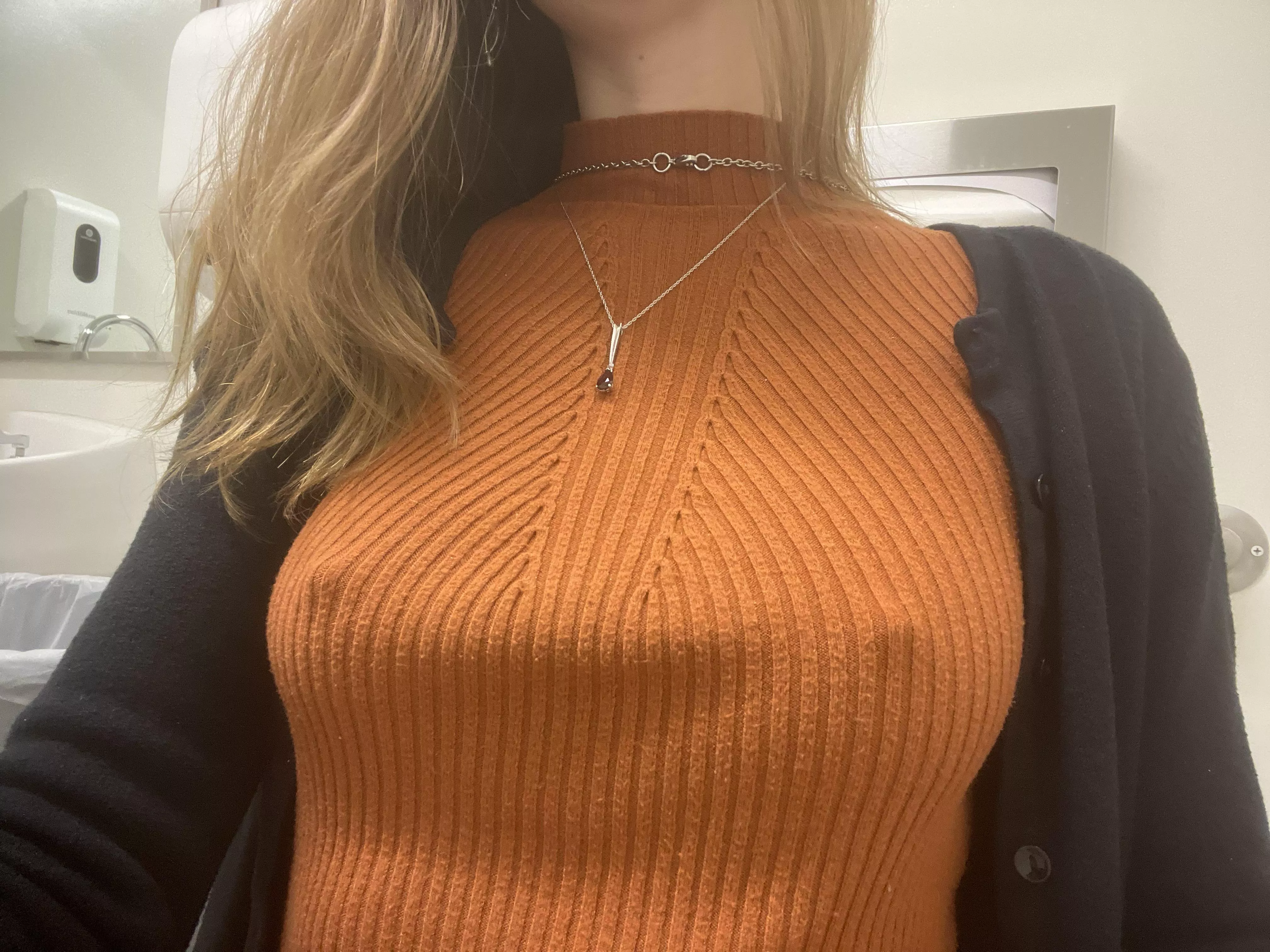 Work fit posted by TheSapphicSiren