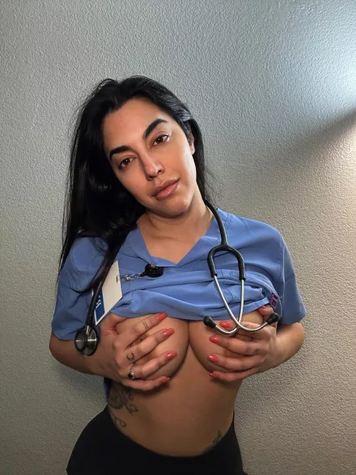 Would you fuck me after a long shift by nurse_cherxo