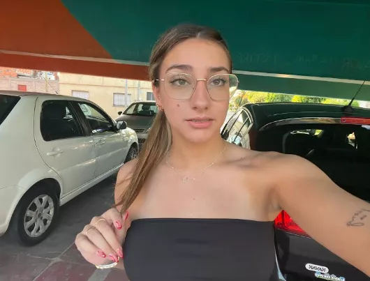 Yeah I'm a petite girl, and that makes me cute posted by bordentone3