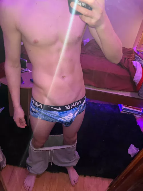 18 Horny DMs OPEN by MathematicianAny6000