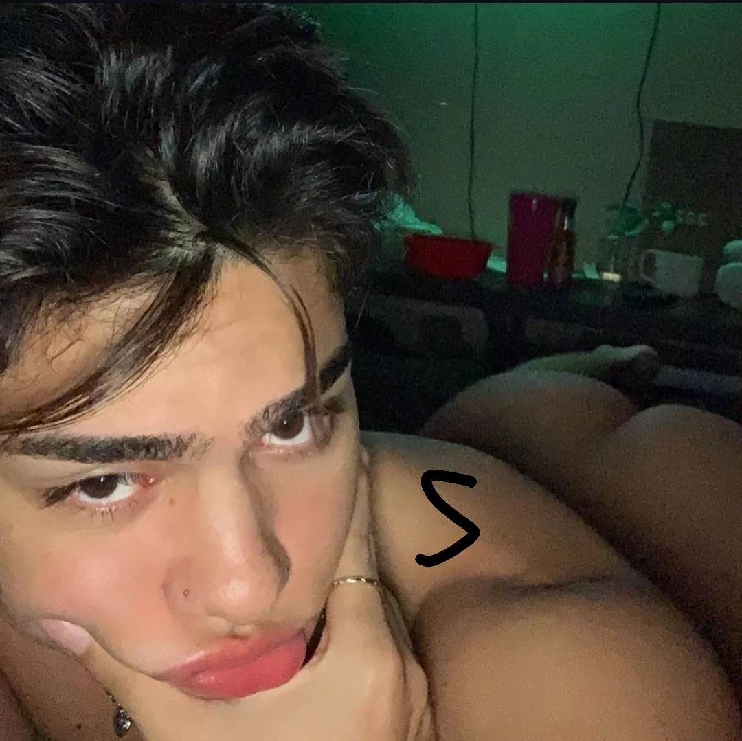 19 Instagram yvsstefan boys text me posted by Familiar_Tip_36