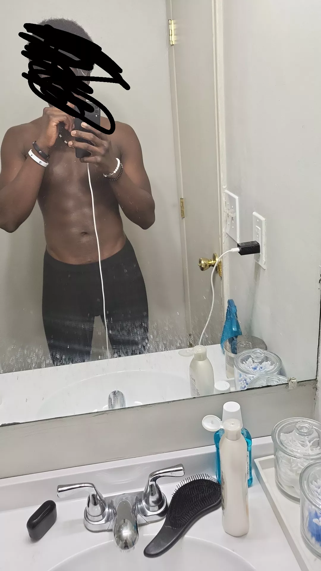 (19) Just chillin posted by Resident_Ad_7697