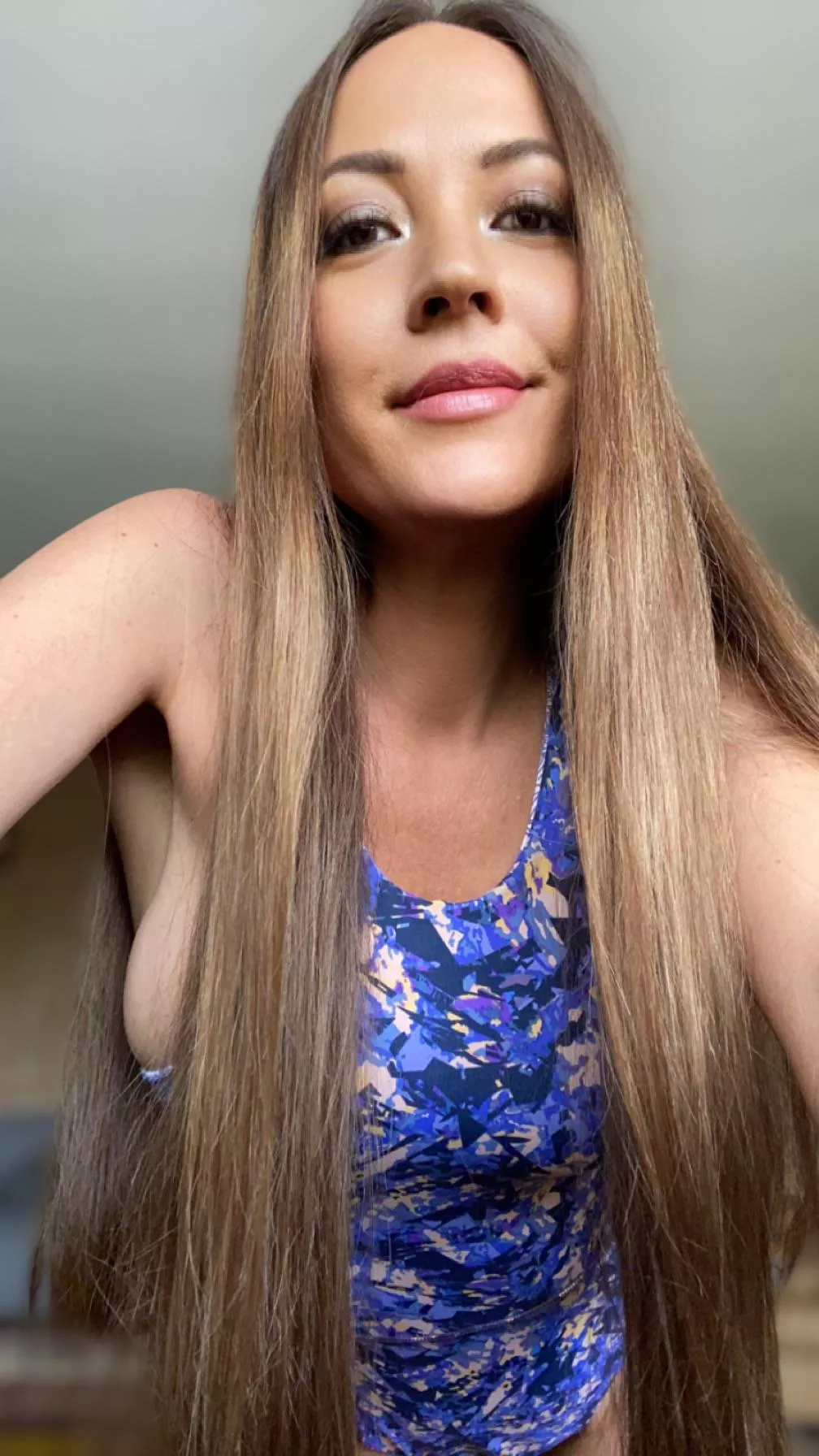 A little side boob never hurt anybody posted by yumileefit