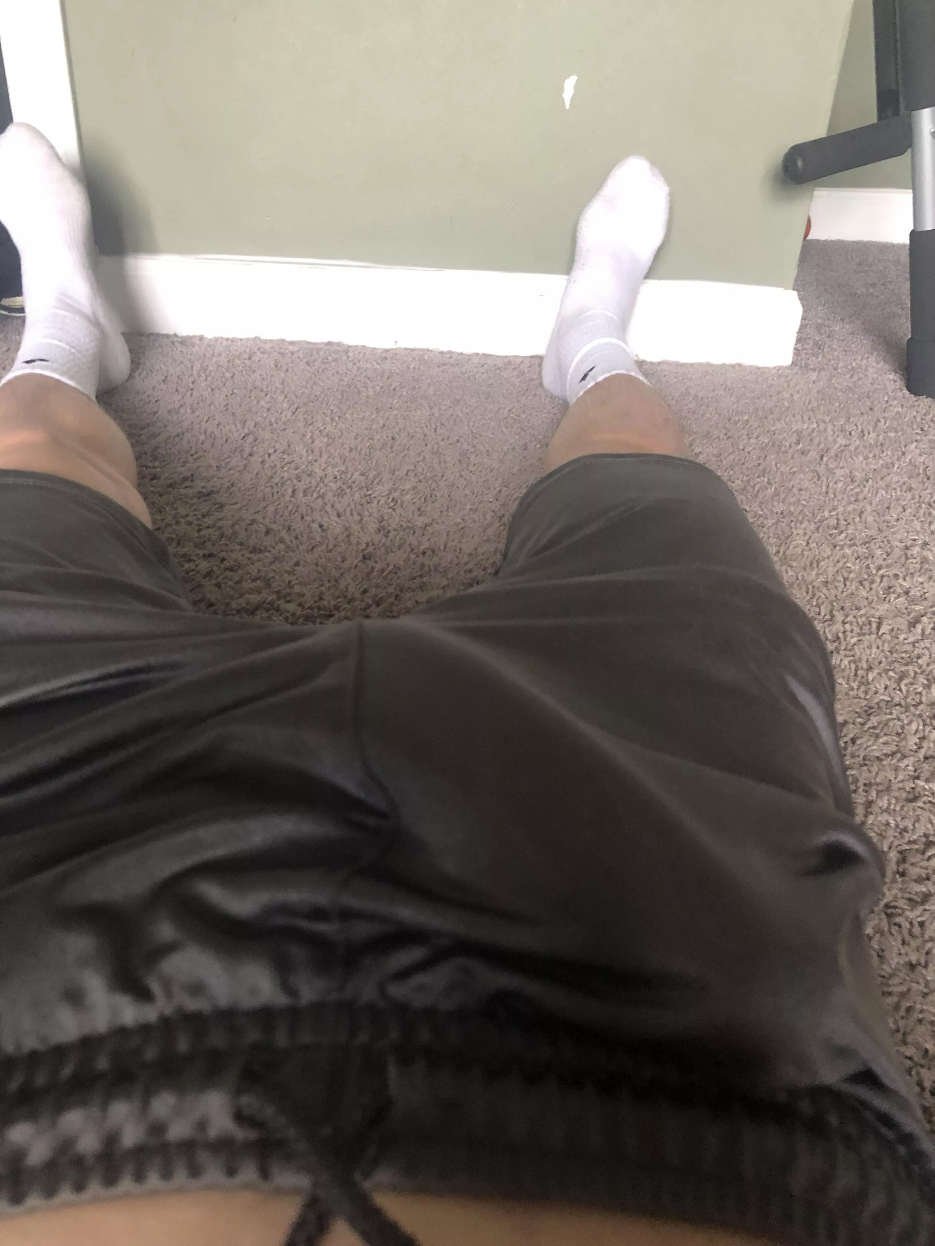 Add me on discord and you can see me without the shorts (stinkymonkey1234567865 posted by Overall-Coconut344