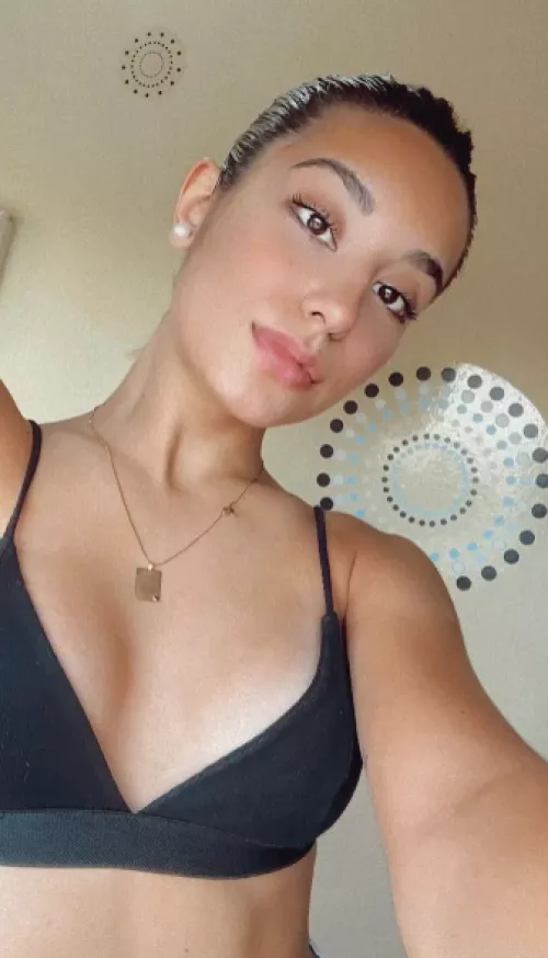 am i thick baby girl by FunRegister3289