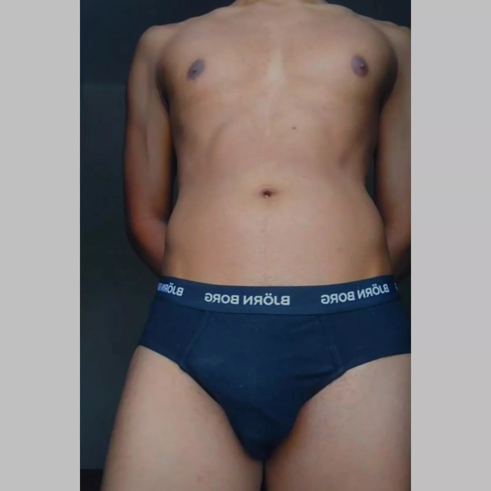 Come shove your face in my bulge posted by jojobucciarati