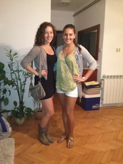 Curly or pigtailed? by minkoil81