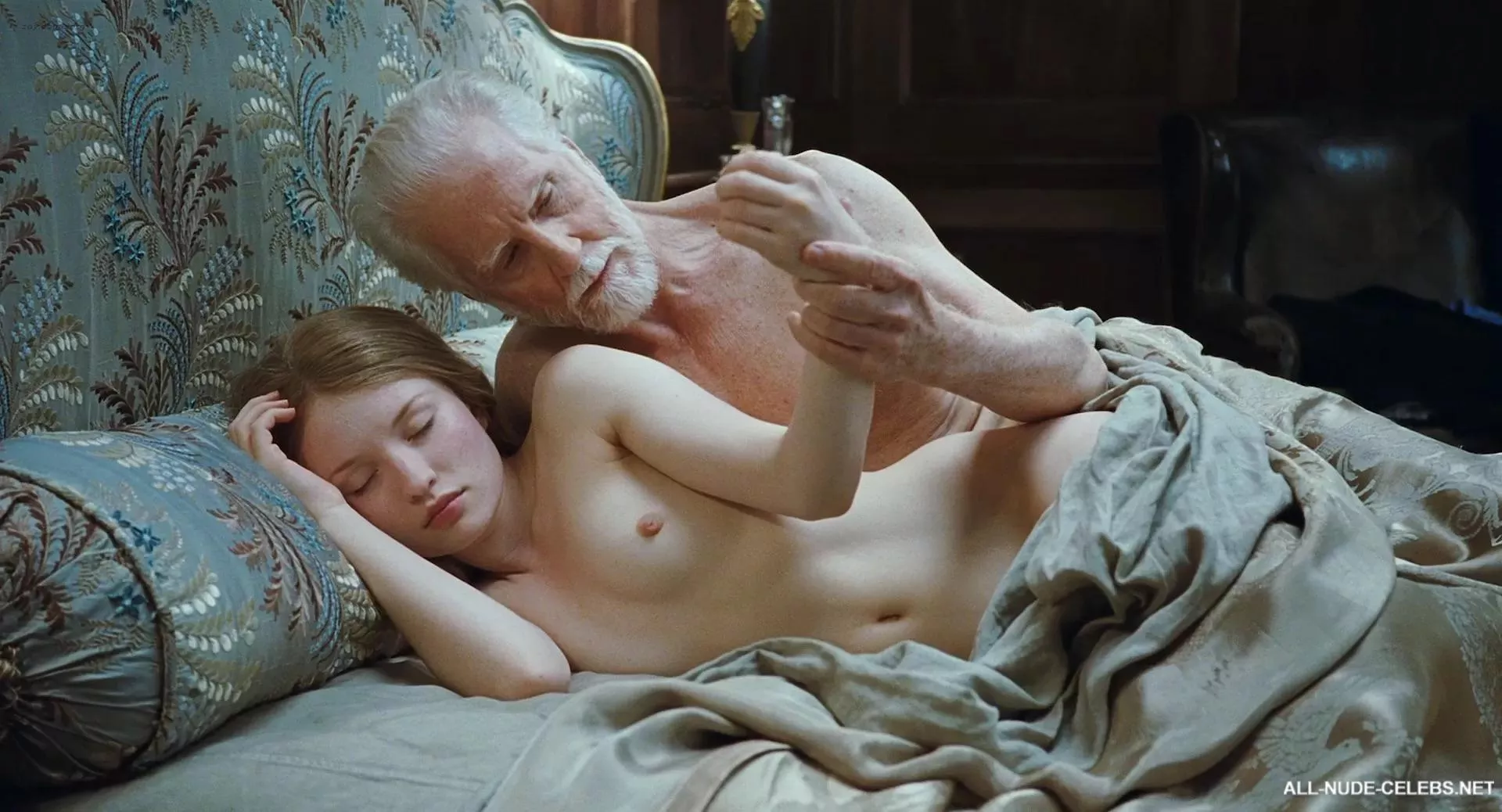 Emily Browning posted by Bubbly-Wonder4212