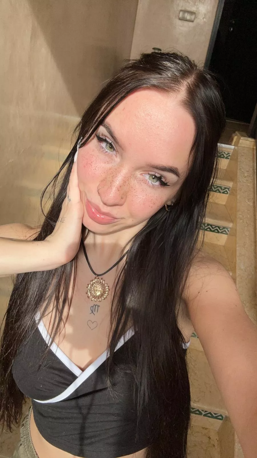 Going for an innocent vibe today posted by kaoukaoukaou