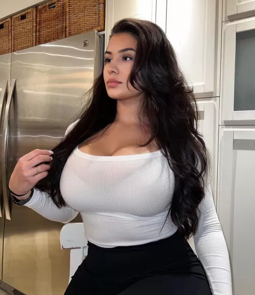 Gorgeous by Bimbolover_