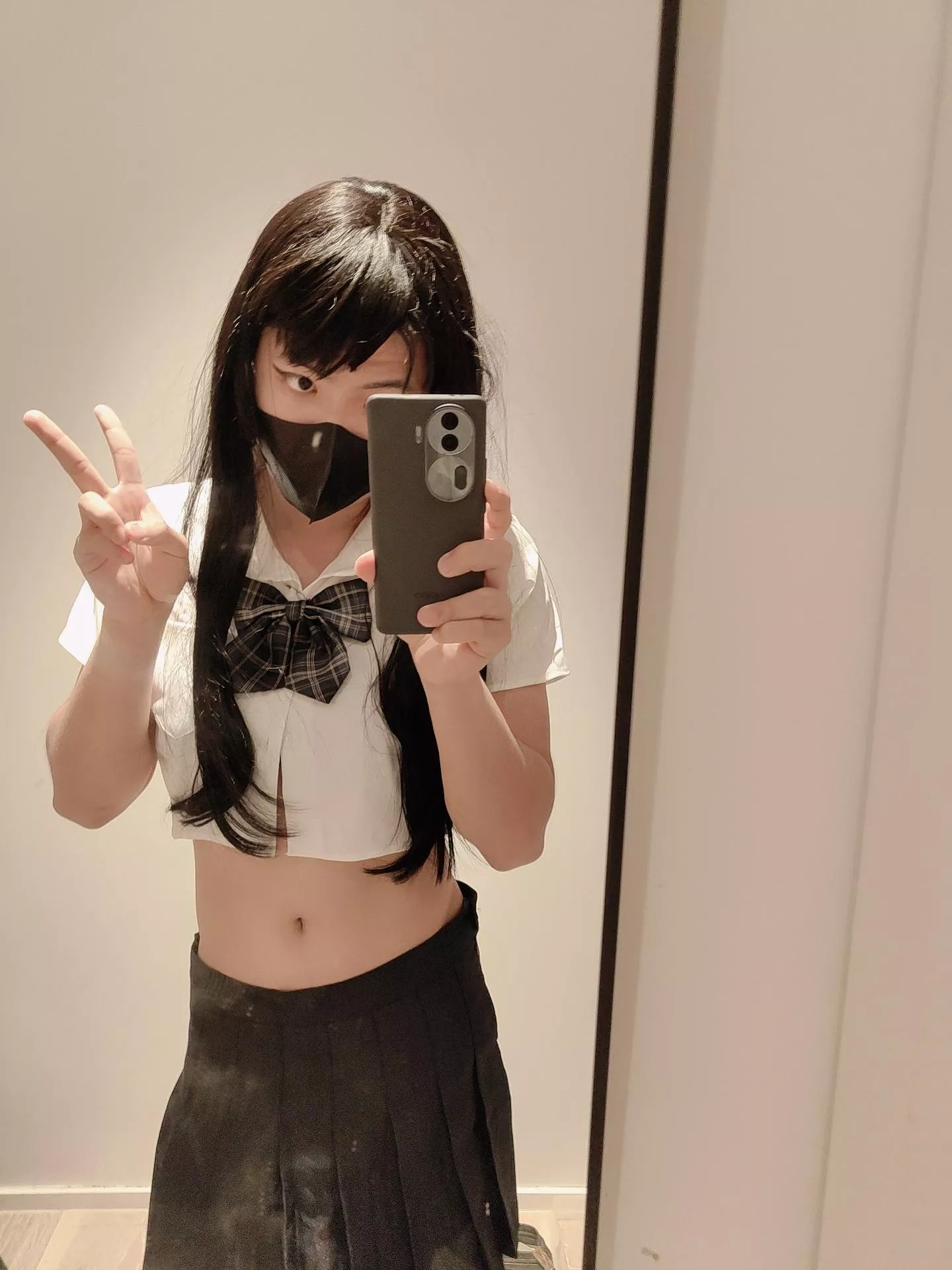 hoi posted by Alexieeee111