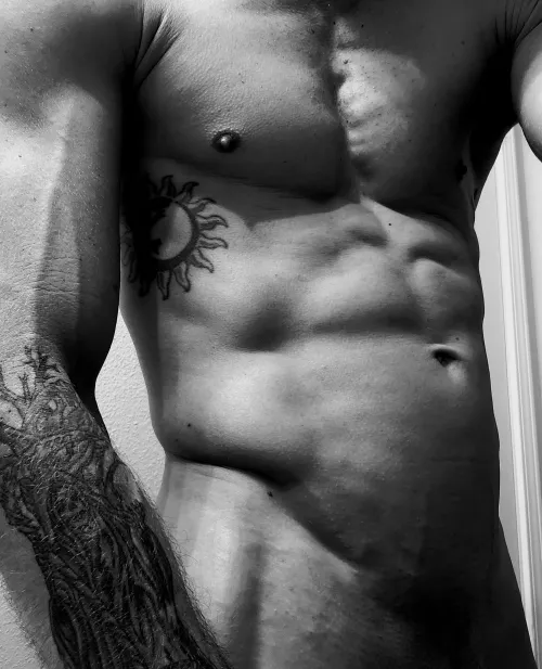 Hows it look in BW? by Plane_Owl8072