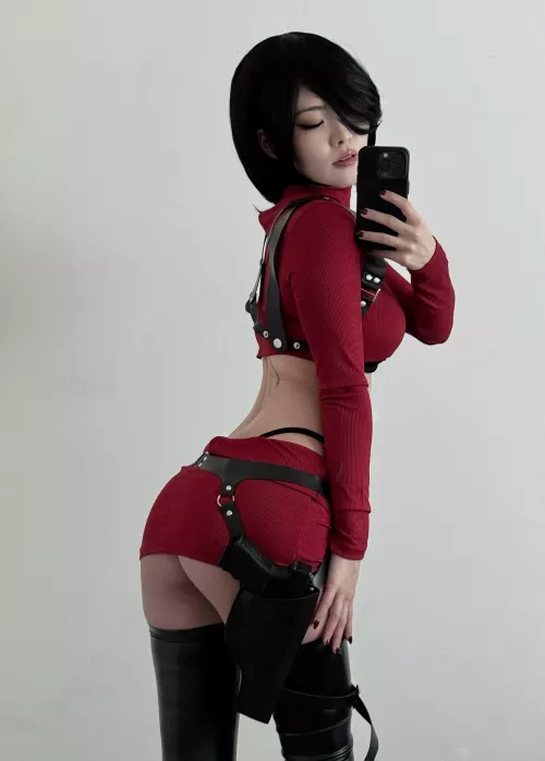 I cosplayed Ada Wong Re4 Remake (with a twist) by dystorra