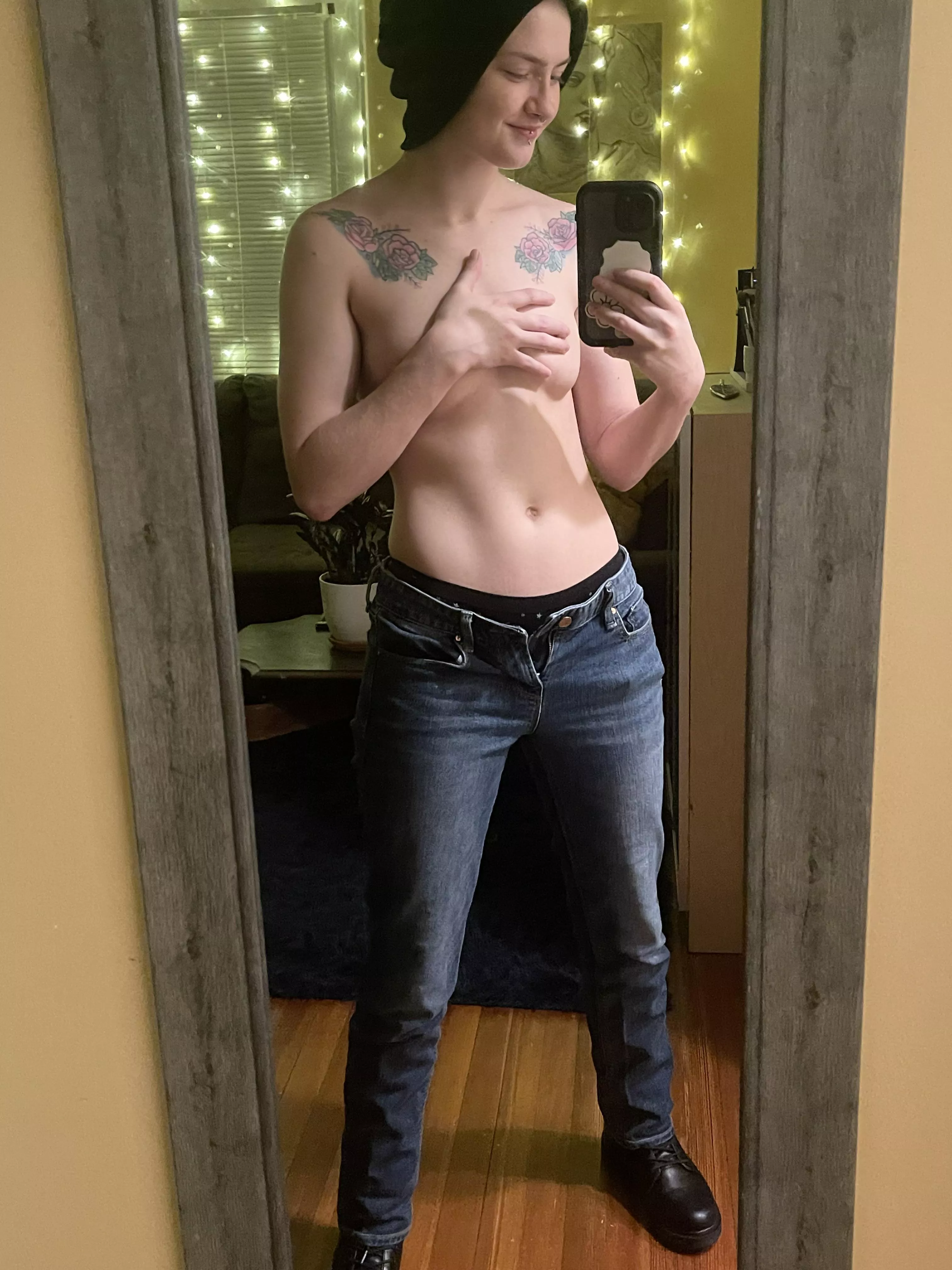 I like teasing you 😈 posted by anxiouslilbeann