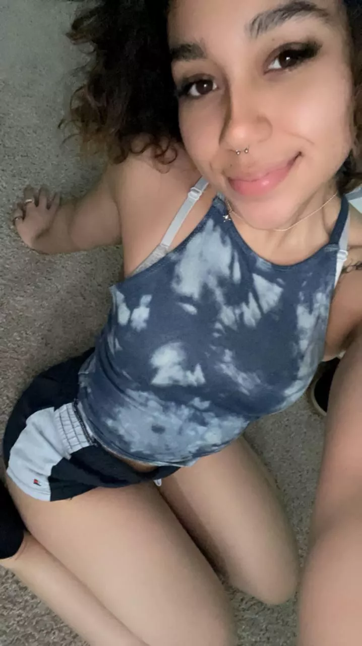 I wonder if you find me cute enough to smash posted by Hot_Babet