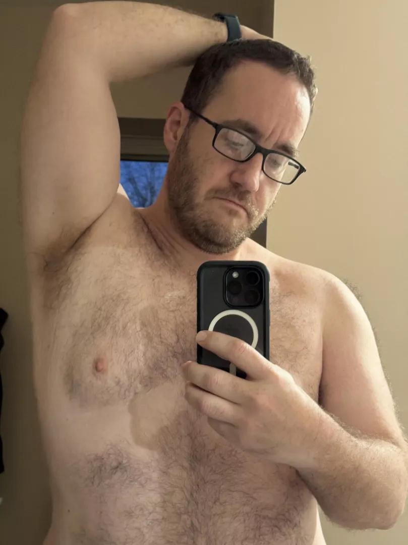 Morning stretches. 😉 posted by runningthefataway