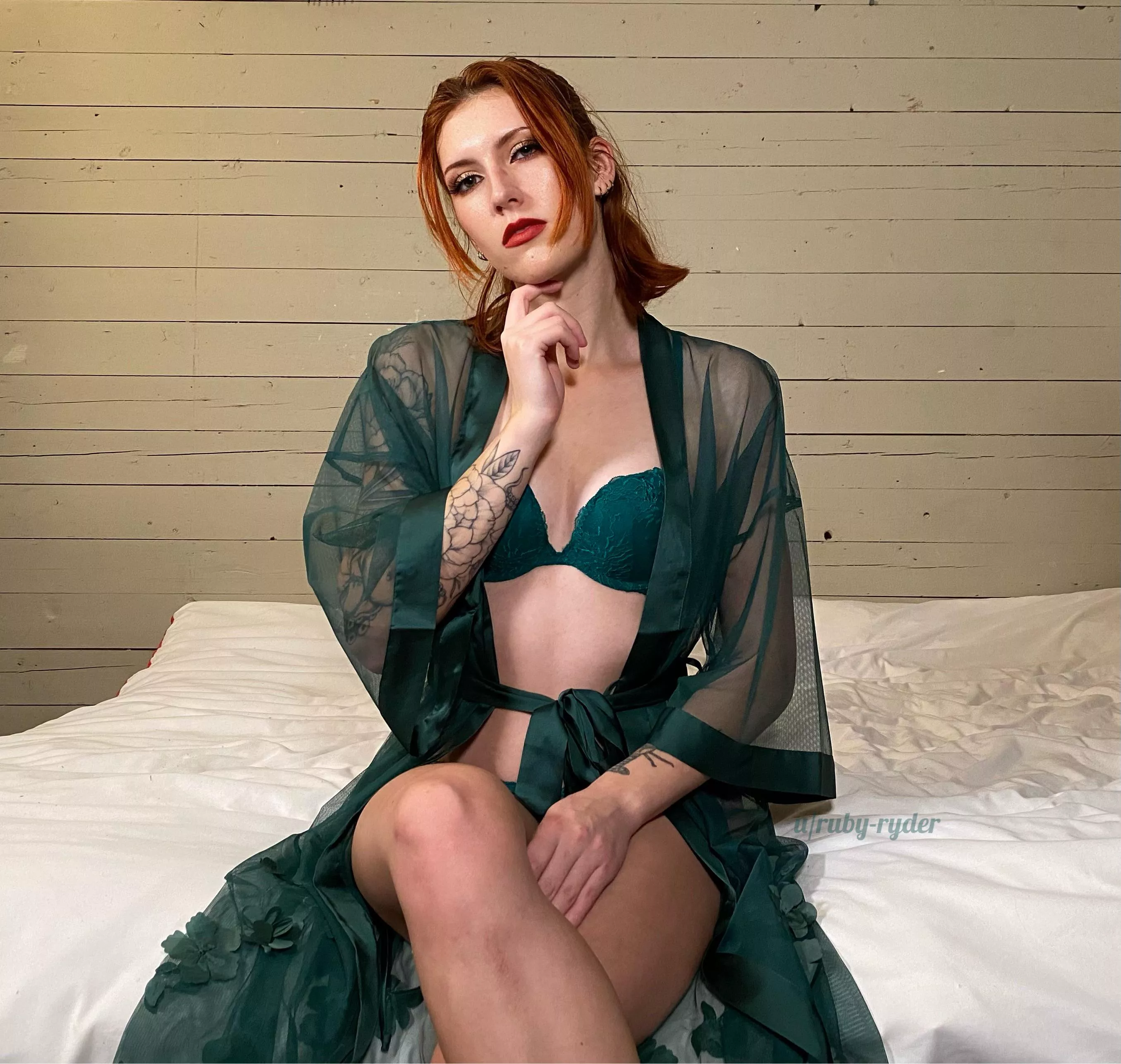 Name a better pairing than green lingerie and red hair posted by ruby-ryder