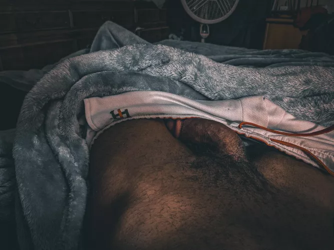 Peeking by Bananadick03