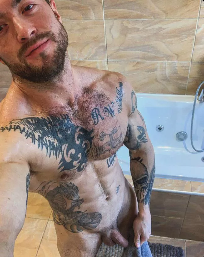Post gym shower check 😎 (30) posted by James567326