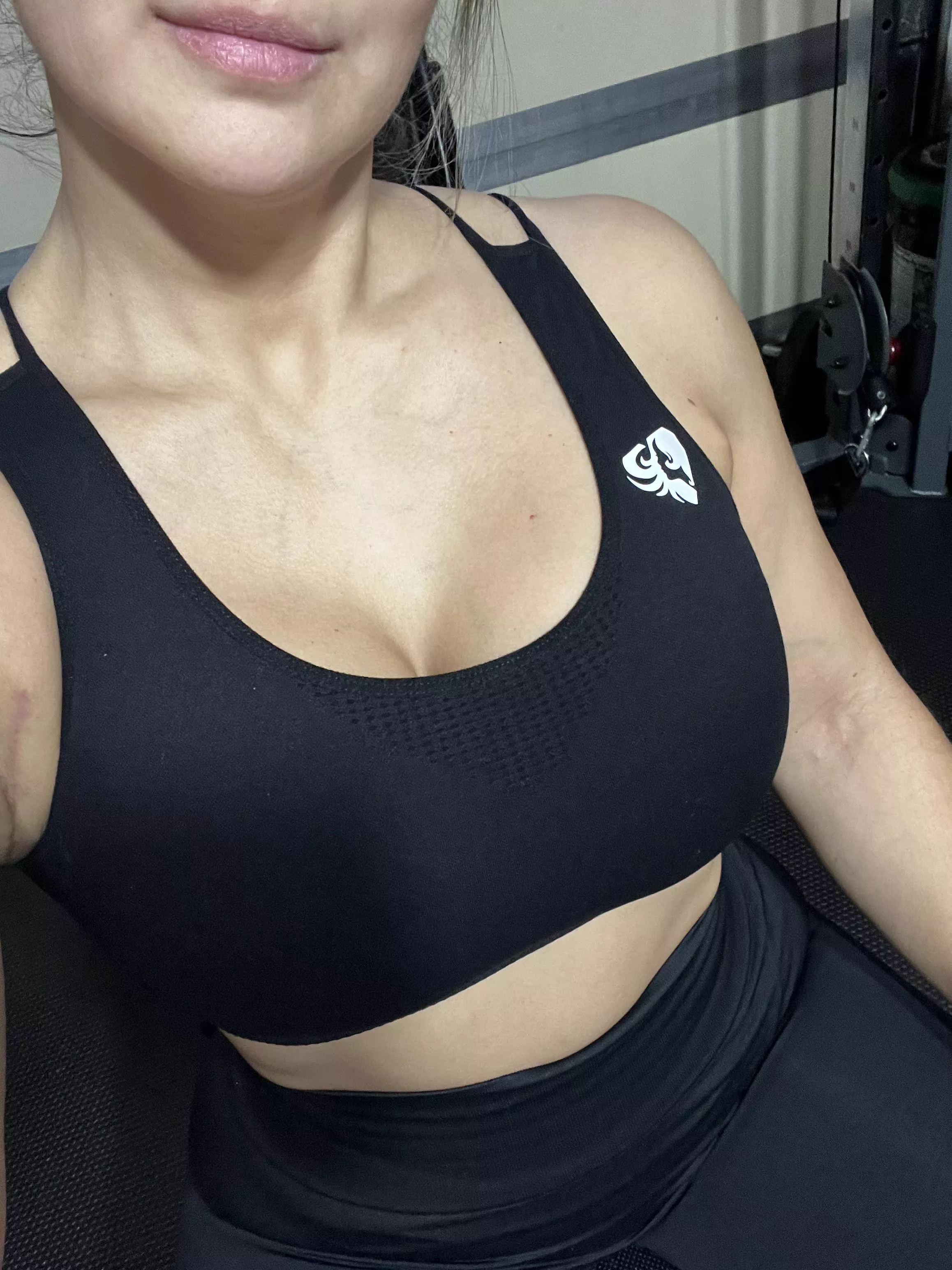 Simply sexy posted by DariasPhoToes