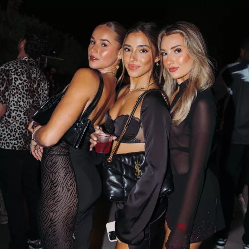 Wearing All Black by juanathanluis