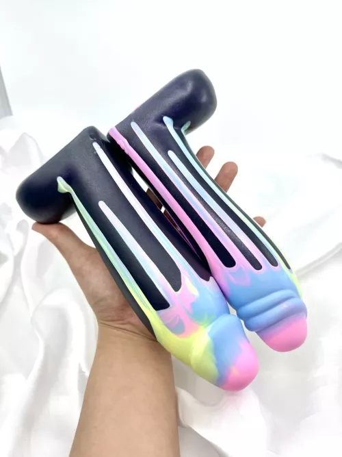 Would you care for a slice of pastel goth cake? 🍰 by ppsculptors