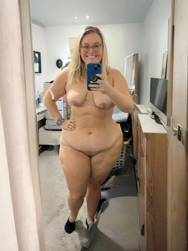 All of me, fully exposed posted by Th1ckn335