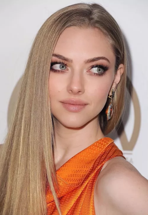 Amanda Seyfried by BeerGoggles2022