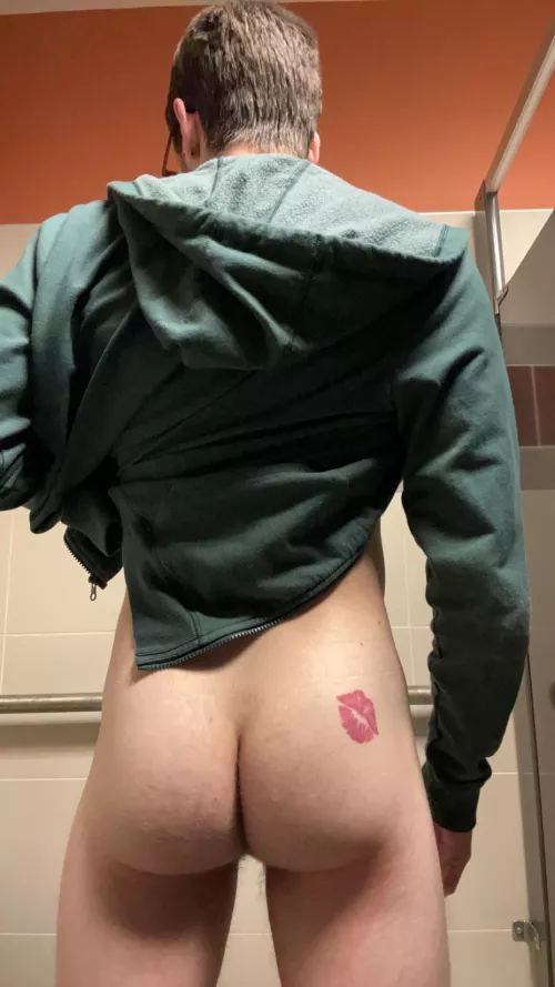 Being bad at work. 🤷🏻 by imaginist96