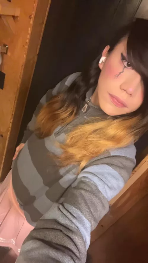 captions are kinda hard to make 😭 by Jarian5545