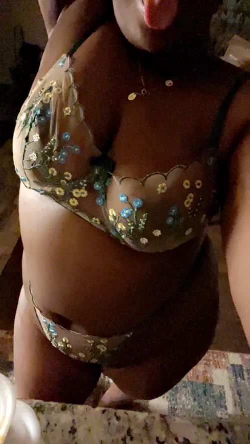 Dark and yummy 🤤 by strandt2015