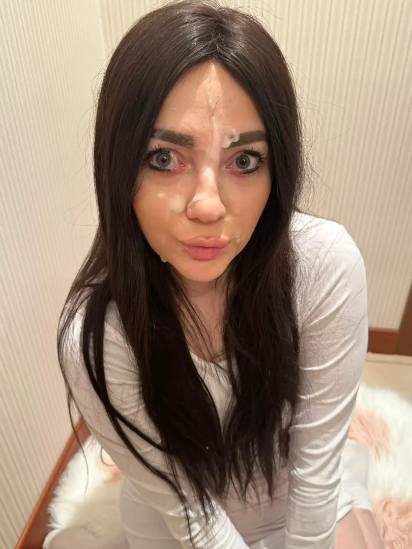 Enjoying the surprise on my face posted by x_piece_of_me