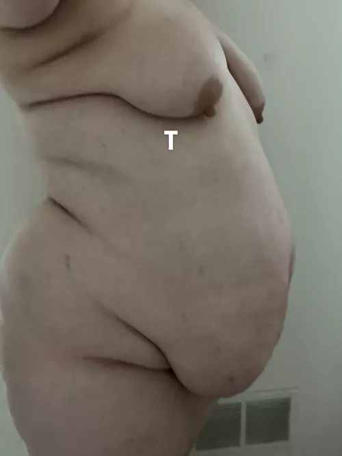 [F] 36 5’7” 292lbs by throwaaway416