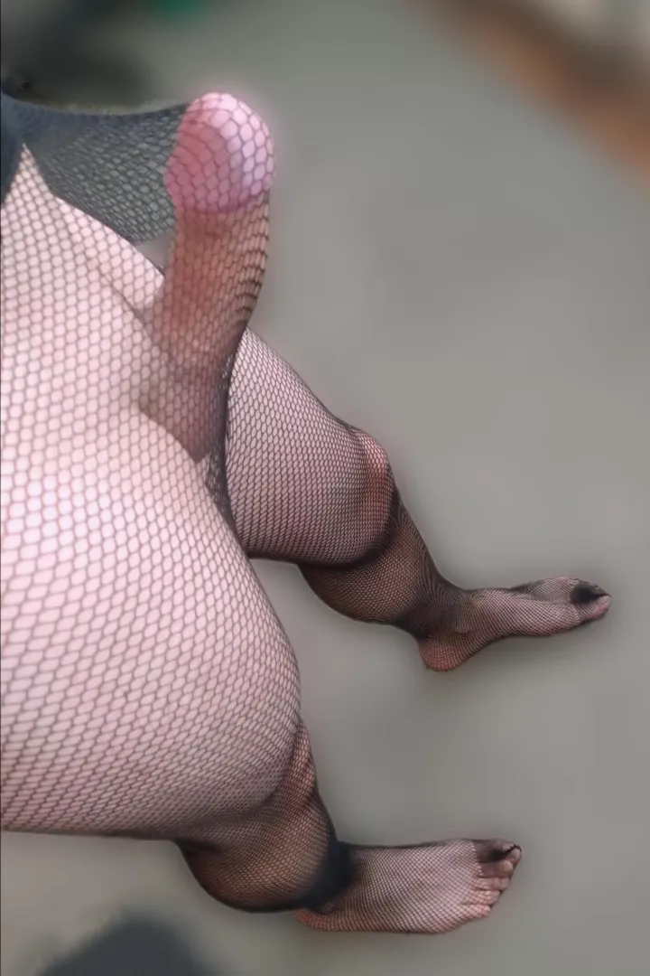 Feeling trapped posted by femboyella18