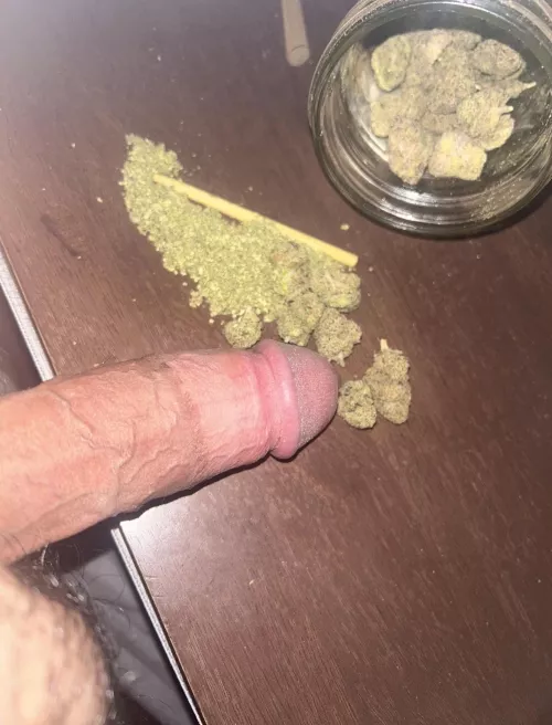 Friday 💨😜🤘🏽🌿[m] by 420curiousbud562