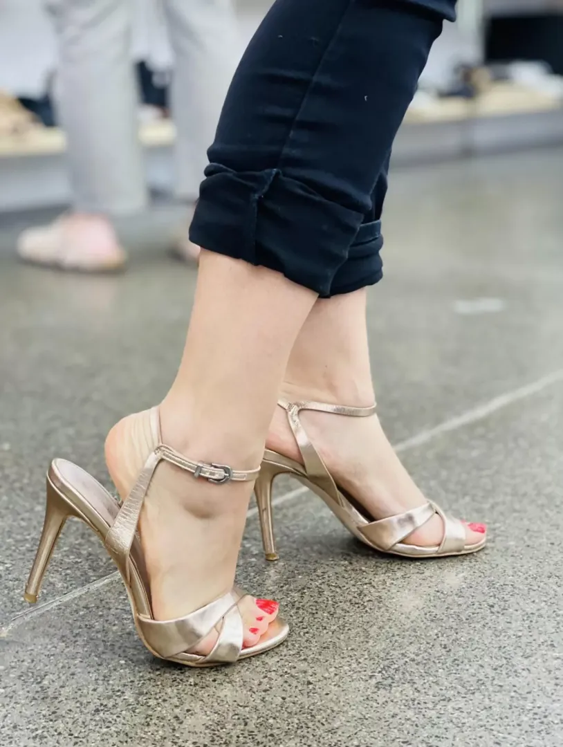 Going into Friday in these 😍 posted by Lady_KittenBunny