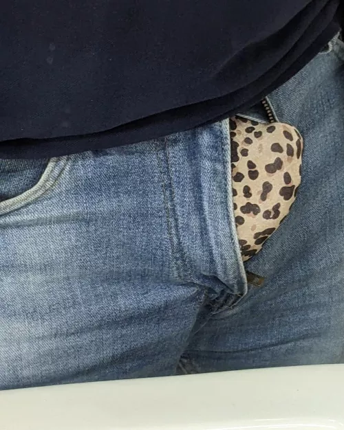 Good they're so stretchy, still can't zip up! Suggestions? by IMightBeTheNewGuy