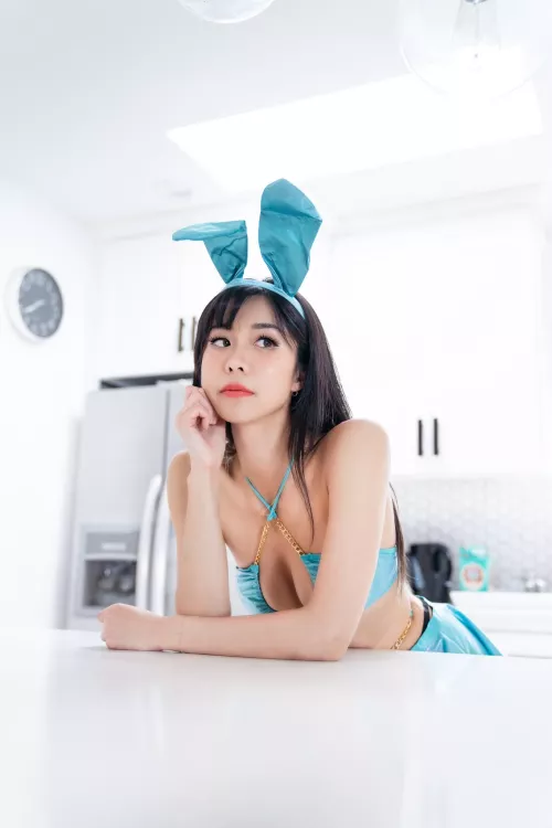 Guess what I'm thinking about? (hint I'm a horny bunny) by ExtensionAttorney