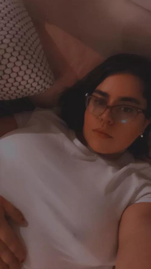 homebody 🤍🖤 by craterlake444