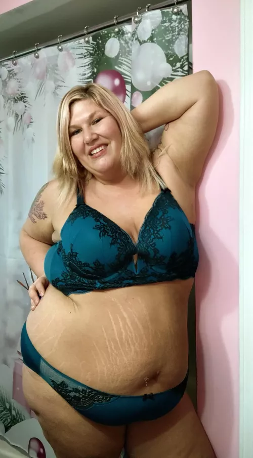 I hope you don't mind stretch marks on a tan tummy by Bubblybabe_88