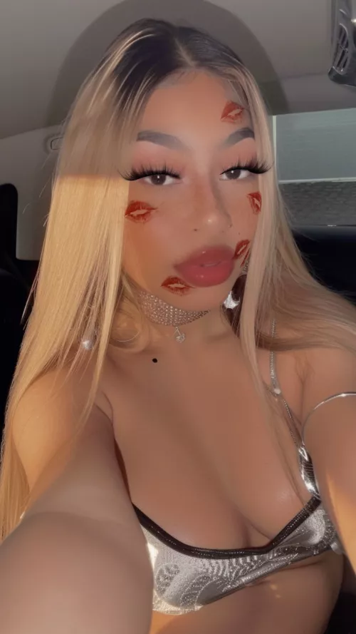 ik what you can play with on valentines babe 😘💖 by DarkPrincessu