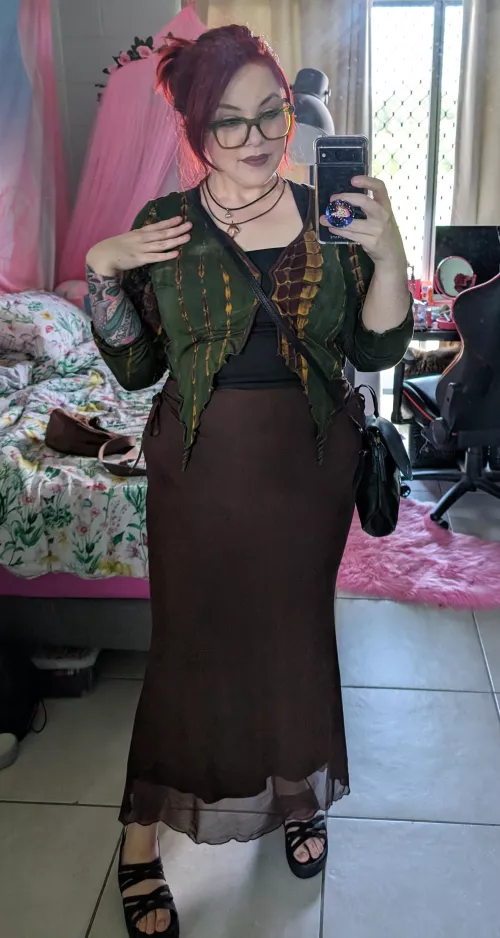 It's my birthday today and here is my birthday outfit ! by Goddess_Magenta