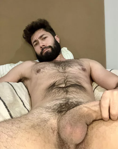 Join me in bed?⚡️ by AxlRagnarok