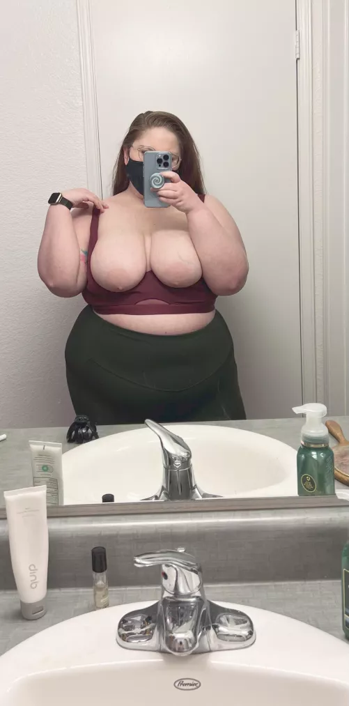 Let’s chill out 🫠 by whatspom