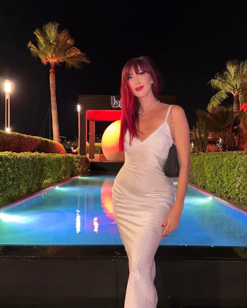 My dress wants to be explored, be gentle with it! by thedeadwithhs