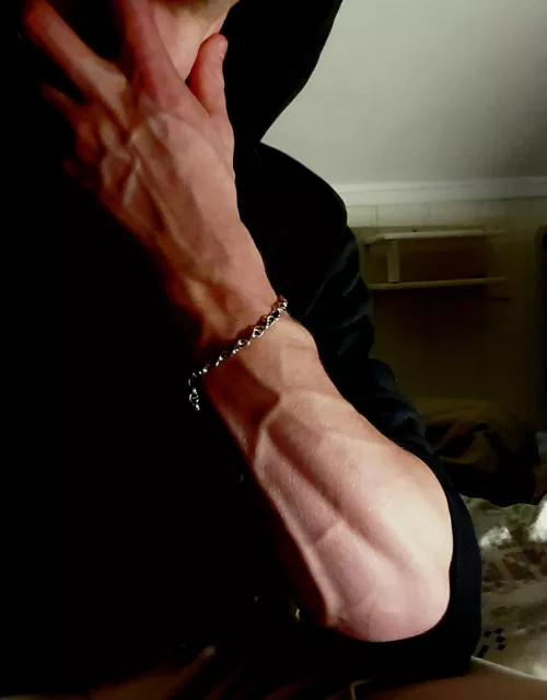 need a neck by SBGN1