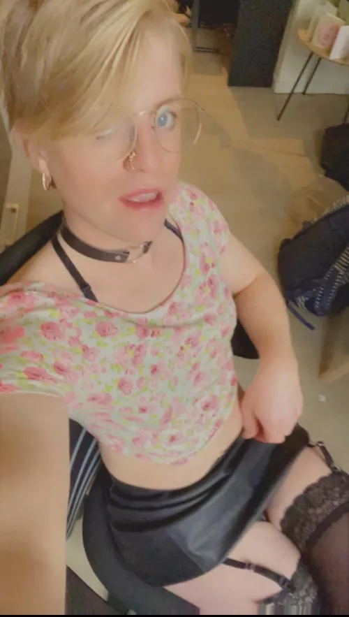 Oh, hi there! 👋🏻💋 by CindySparxx