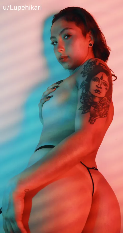 Sun stripes under my neon lights by LupeHikari